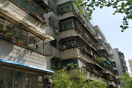 帝邦国际小区2室2厅1卫74㎡47万